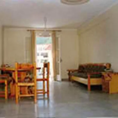 Louisa Aparthotel Poros (Kefalonia)