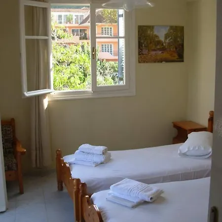 Aparthotel Louisa