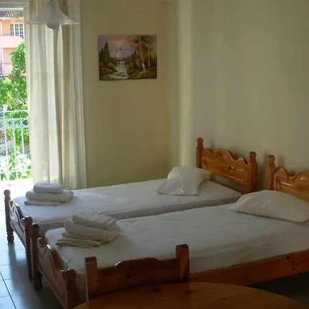 Aparthotel Louisa 2*