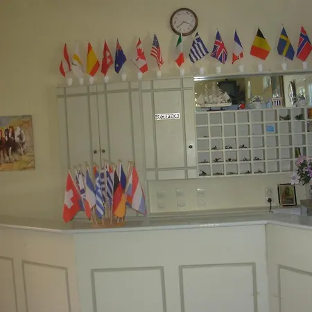 Louisa Apart Otel Poros (Kefalonia)