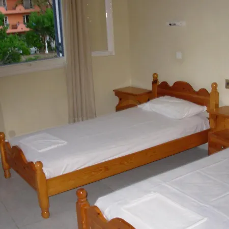 Louisa Apart-hotel Poros (Kefalonia)