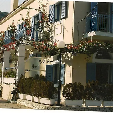 Apartahotel Louisa Poros (Kefalonia)