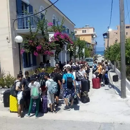 Louisa Aparthotel